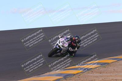 media/Sep-11-2022-SoCal Trackdays (Sun) [[81b7e951af]]/Bowl (820am)/